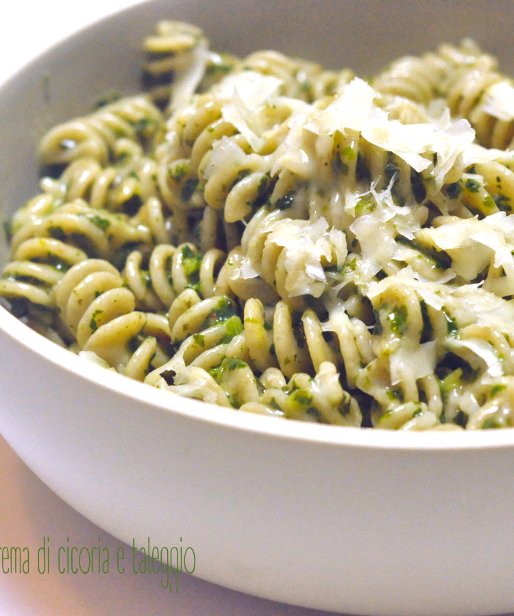 fusilli-integrali-alla-crema-di-cicoria-e-taleggio